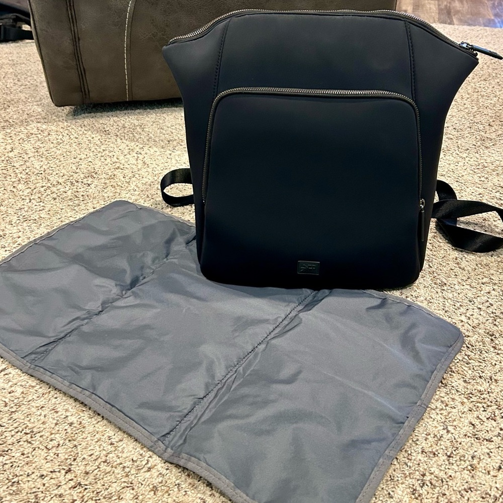 Freshly Picked OG Seoul Backpack in Black